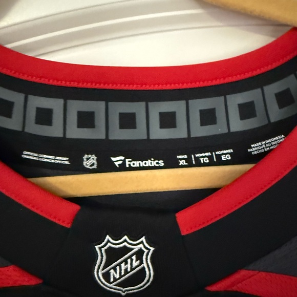 Carolina Hurricanes Fanatics Black and Red NHL Jersey - Picture 2 of 3